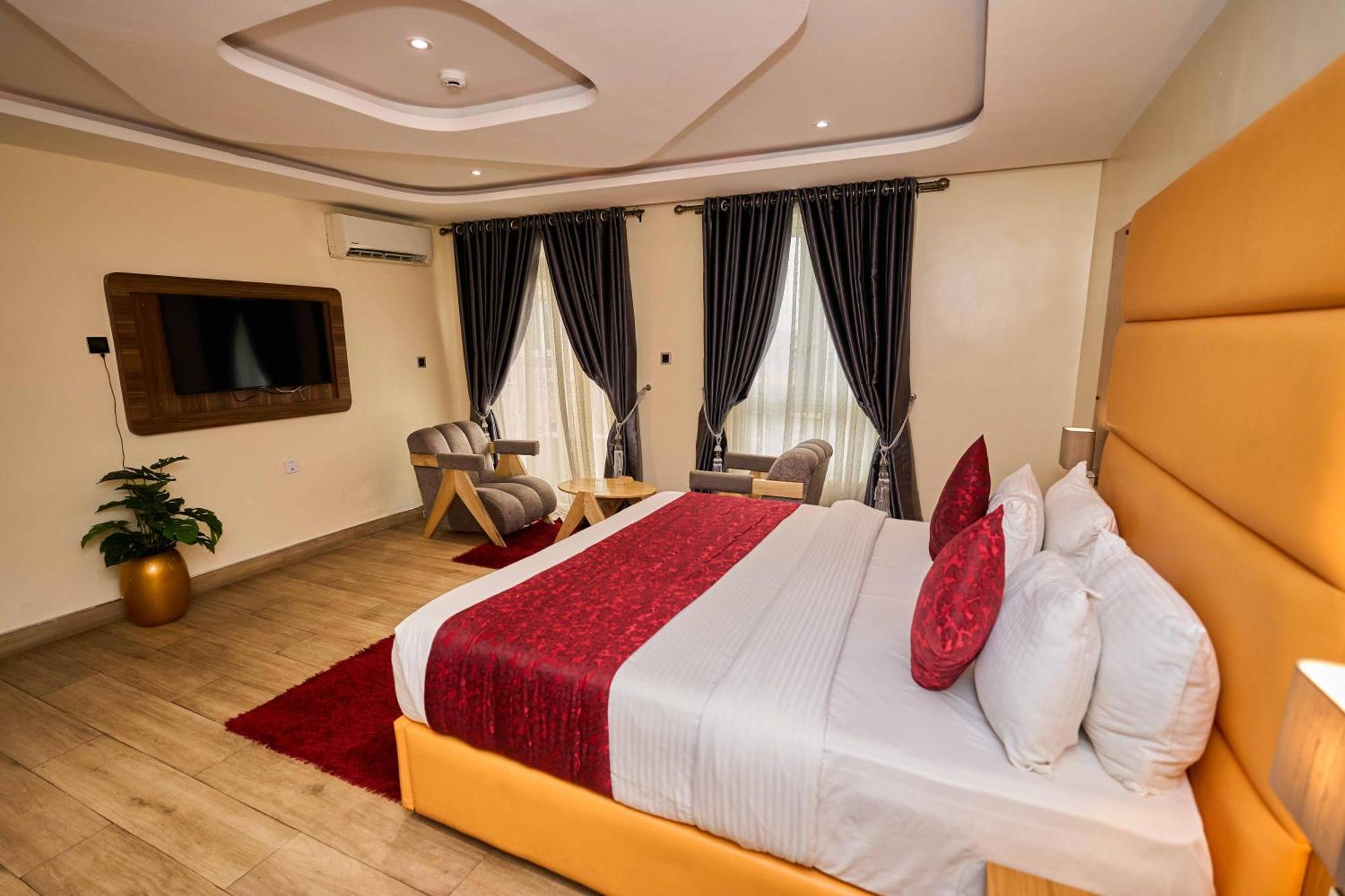 Watercress Hotels And Event Ikeja Bagian luar foto