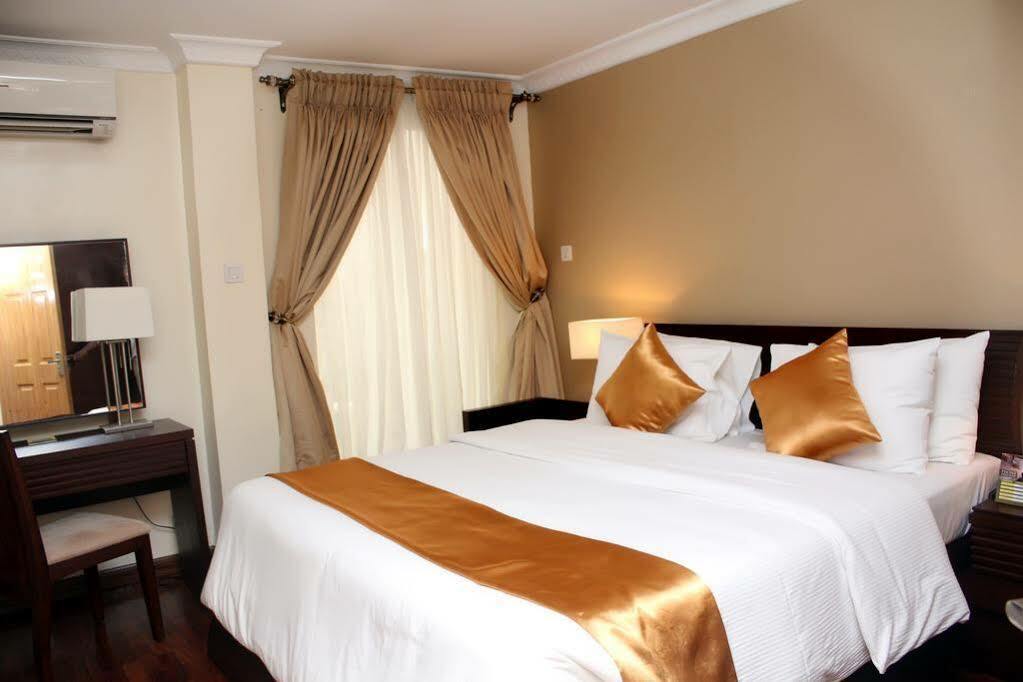 Watercress Hotels And Event Ikeja Bagian luar foto